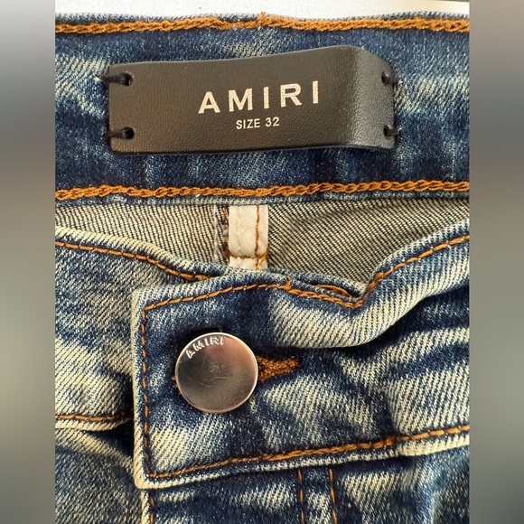 AMIRI SKINNY DESTROYED EMBROIDERED LETTERS FRAYED BUTTON FLY LIGHT WASH 32 - Picture 8 of 15